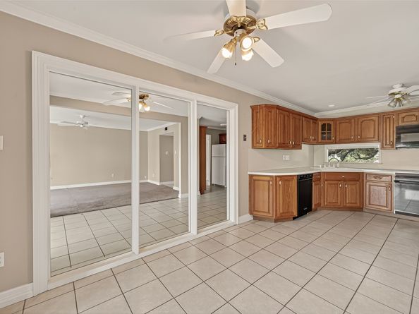 8211 Katy Freeway 19, Houston TX 77024