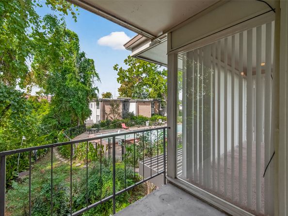 8211 Katy Freeway 19, Houston TX 77024