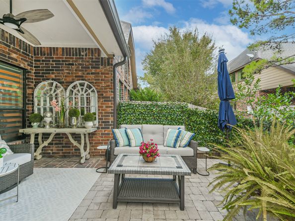 17902 Arapaho Hill Lane, Humble TX 77346