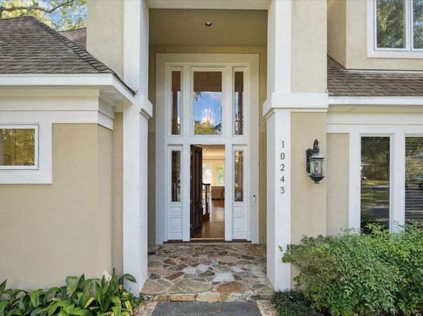 10243 Pineland Drive, Houston TX 77024