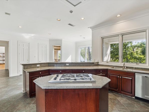 10243 Pineland Drive, Houston TX 77024