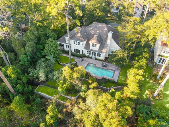 10243 Pineland Drive, Houston TX 77024