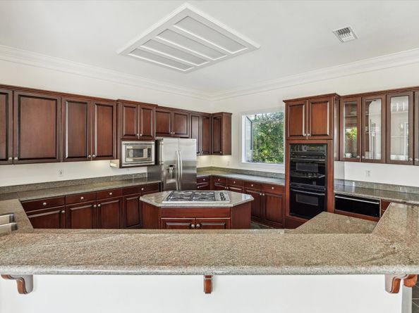 10243 Pineland Drive, Houston TX 77024