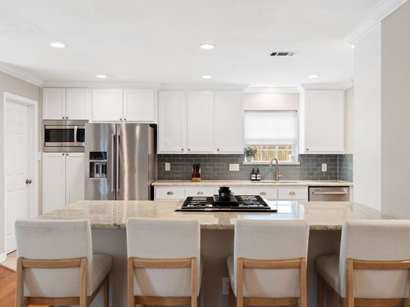 991 Curtin Street, Houston TX 77018