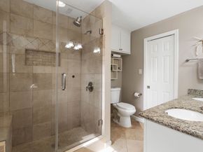 991 Curtin Street, Houston TX 77018