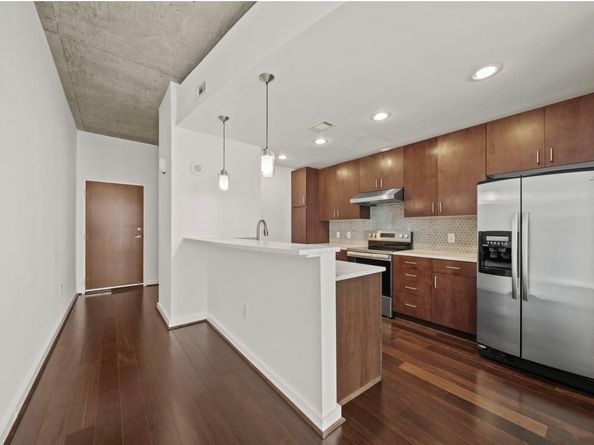 5925 Almeda Road 11508, Houston TX 77004