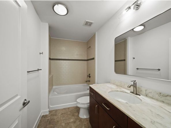 5925 Almeda Road 11508, Houston TX 77004