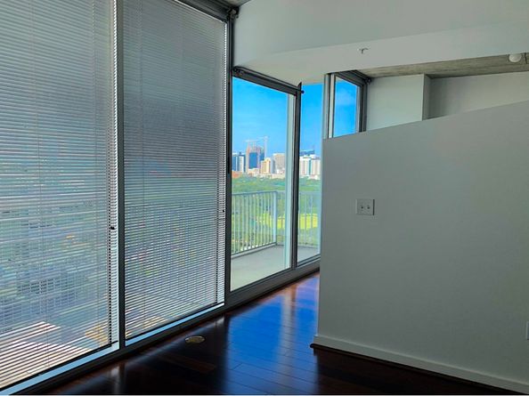 5925 Almeda Road 11508, Houston TX 77004