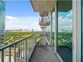 5925 Almeda Road 11508, Houston TX 77004