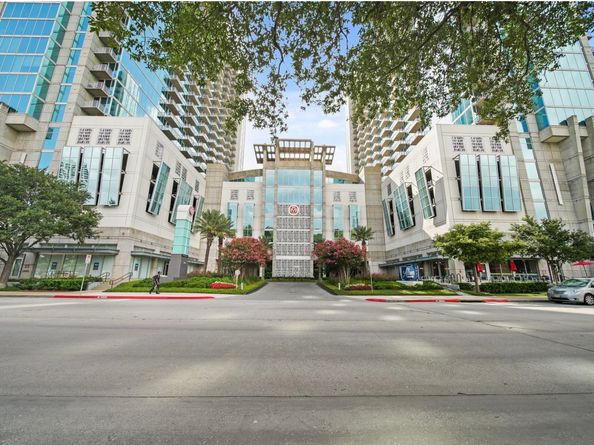 5925 Almeda Road 11508, Houston TX 77004