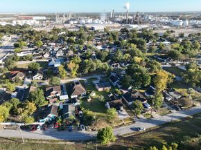 9429 E Avenue H, Houston TX 77012