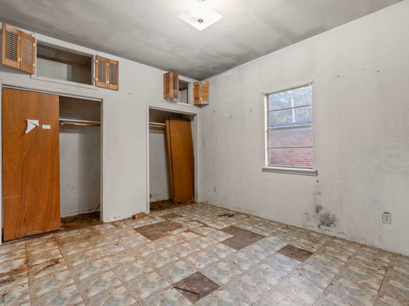 9429 E Avenue H, Houston TX 77012