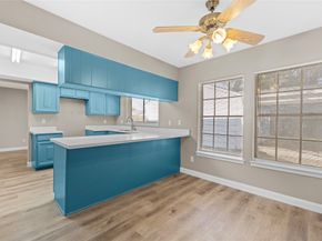 11350 Raven View Dr, Houston TX 77067