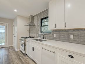 2111 Nina Lee Lane, Houston TX 77018