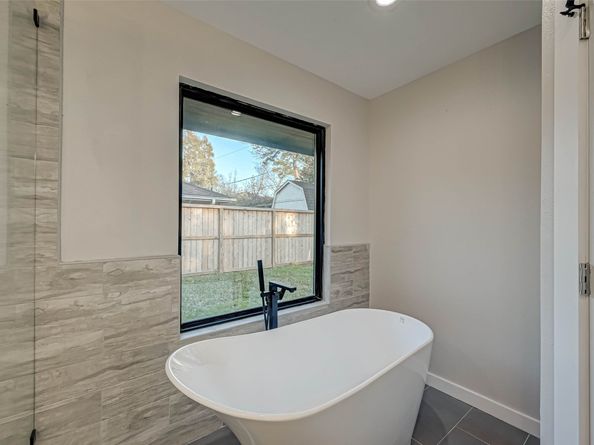 2111 Nina Lee Lane, Houston TX 77018