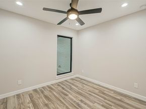 2111 Nina Lee Lane, Houston TX 77018