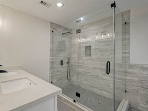 2111 Nina Lee Lane, Houston TX 77018