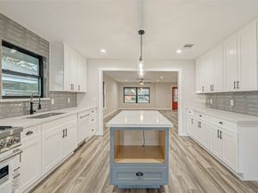 2111 Nina Lee Lane, Houston TX 77018