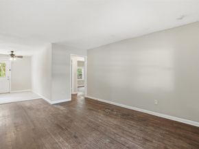 7301 Conley Street, Houston TX 77021