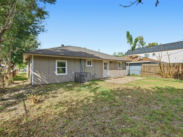 7301 Conley Street, Houston TX 77021