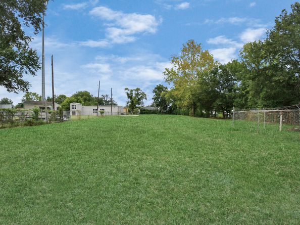 7122 Breen Drive, Houston TX 77086