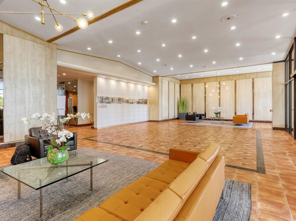 2016 Main Street 722, Houston TX 77002