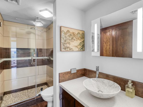 2016 Main Street 722, Houston TX 77002