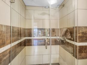 2016 Main Street 722, Houston TX 77002