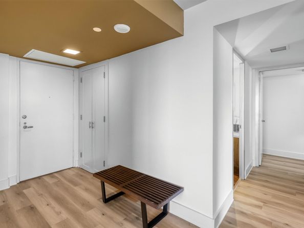 2016 Main Street 722, Houston TX 77002