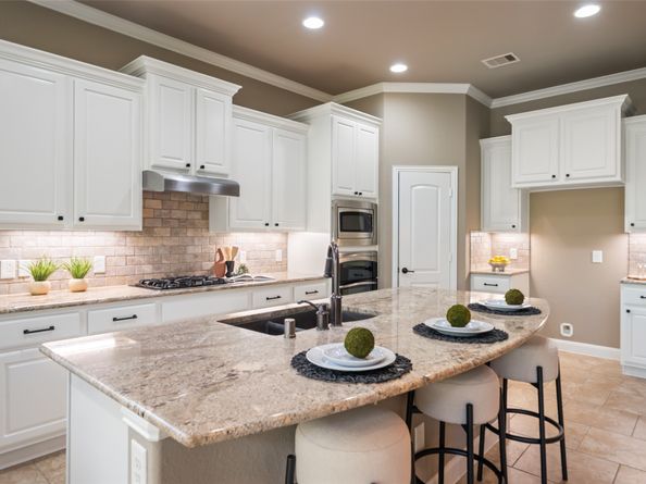 207 N Vershire Circle, The Woodlands TX 77354