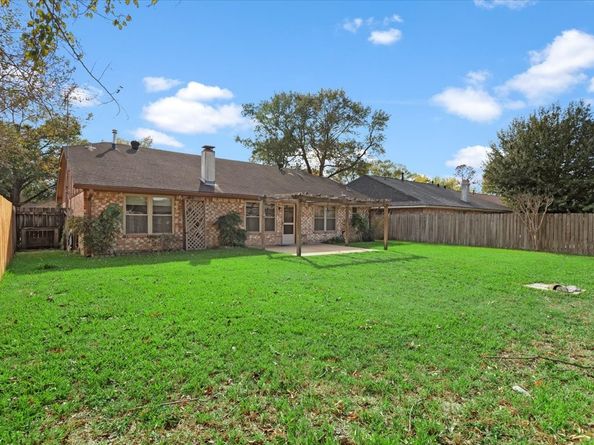 3414 Lemon Tree Lane, Houston TX 77088