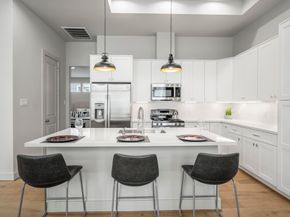 5233 Hillman Street B, Houston TX 77023