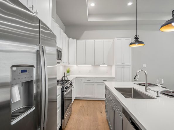 5233 Hillman Street B, Houston TX 77023