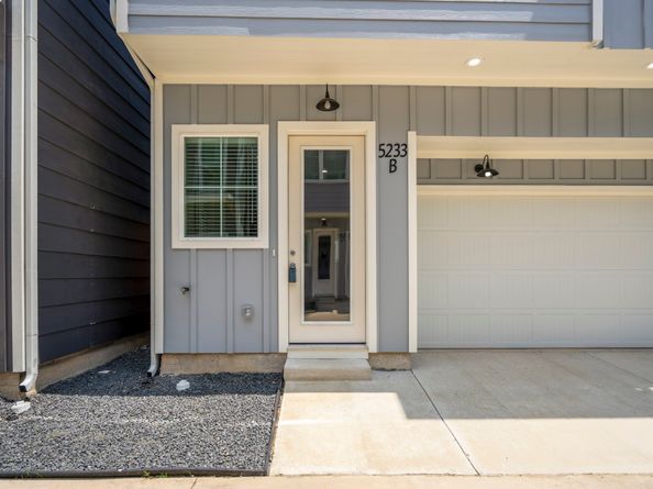 5233 Hillman Street B, Houston TX 77023