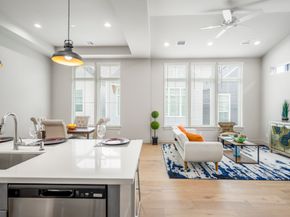 5233 Hillman Street B, Houston TX 77023