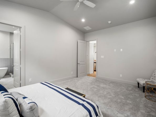 5233 Hillman Street B, Houston TX 77023