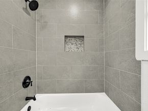 8631 Mcdade Street, Houston TX 77080