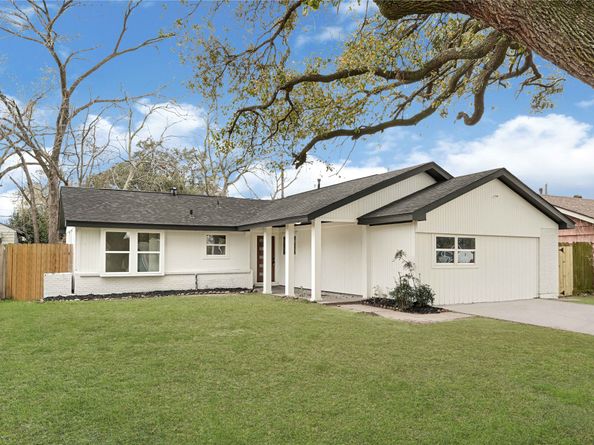 8631 Mcdade Street, Houston TX 77080