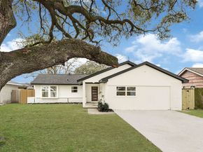 8631 Mcdade Street, Houston TX 77080