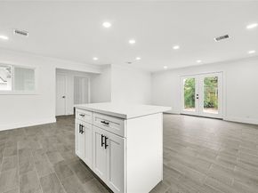 8631 Mcdade Street, Houston TX 77080