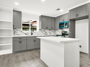 8631 Mcdade Street, Houston TX 77080