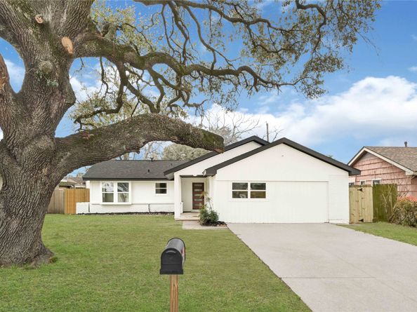 8631 Mcdade Street, Houston TX 77080