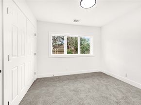 8631 Mcdade Street, Houston TX 77080