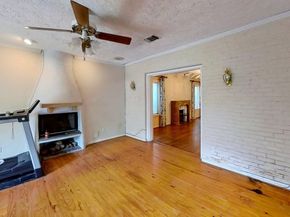 1905 Bissonnet Street, Houston TX 77005