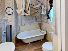 1905 Bissonnet Street, Houston TX 77005