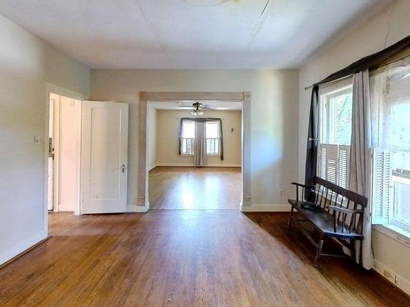 1905 Bissonnet Street, Houston TX 77005