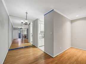 10051 Westpark Drive 253, Houston TX 77042