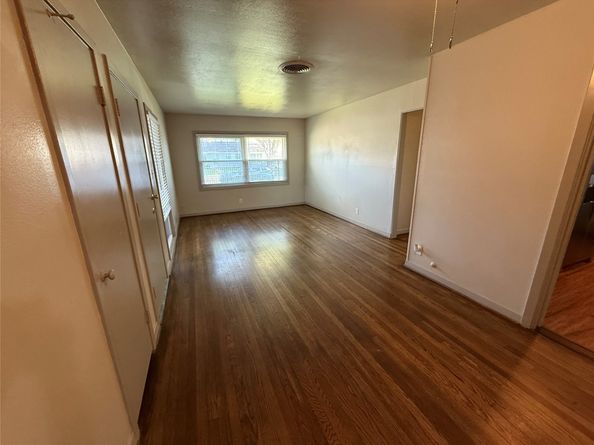 1857 Huge Oaks Street, Houston TX 77055