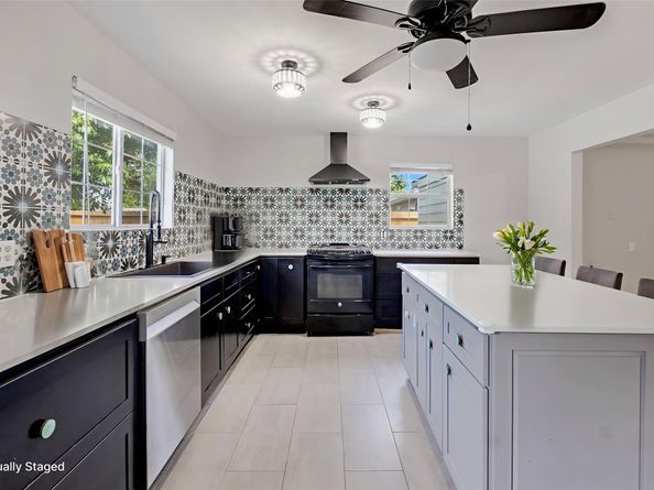 2919 Cochran Street, Houston TX 77009