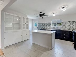 2919 Cochran Street, Houston TX 77009